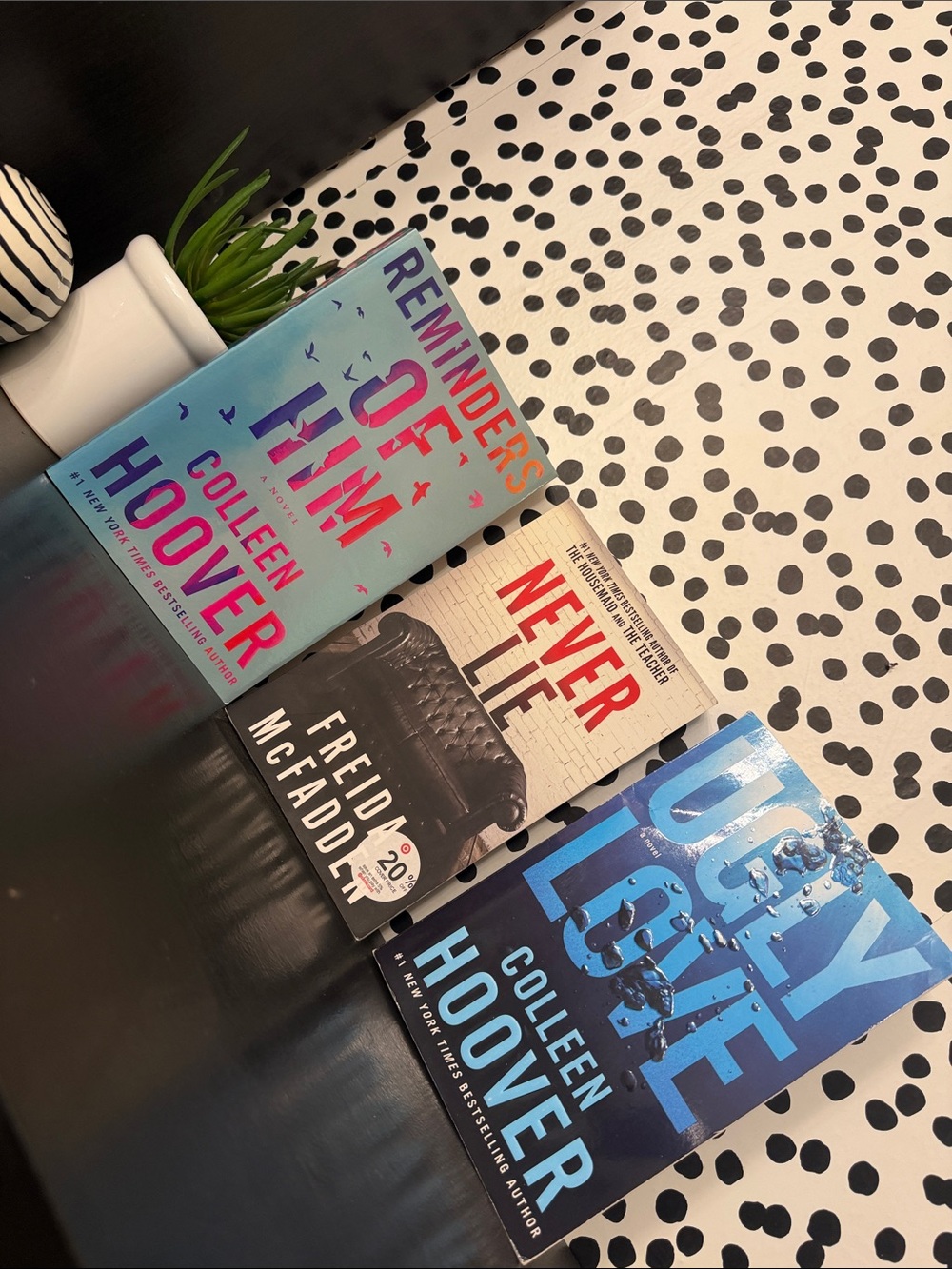 Colleen Hoover/Freida McFadden Paperback Book Bundle - Perfect Condition